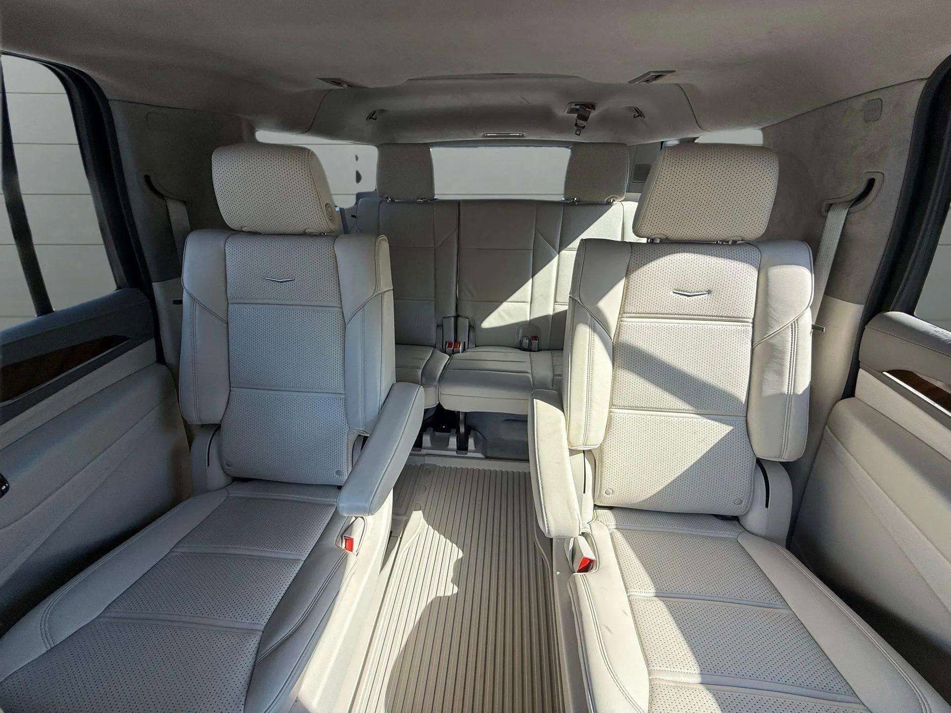 Used 2024 Cadillac Escalade ESV Sport Platinum w/ Heavy-Duty Trailer Package image 48