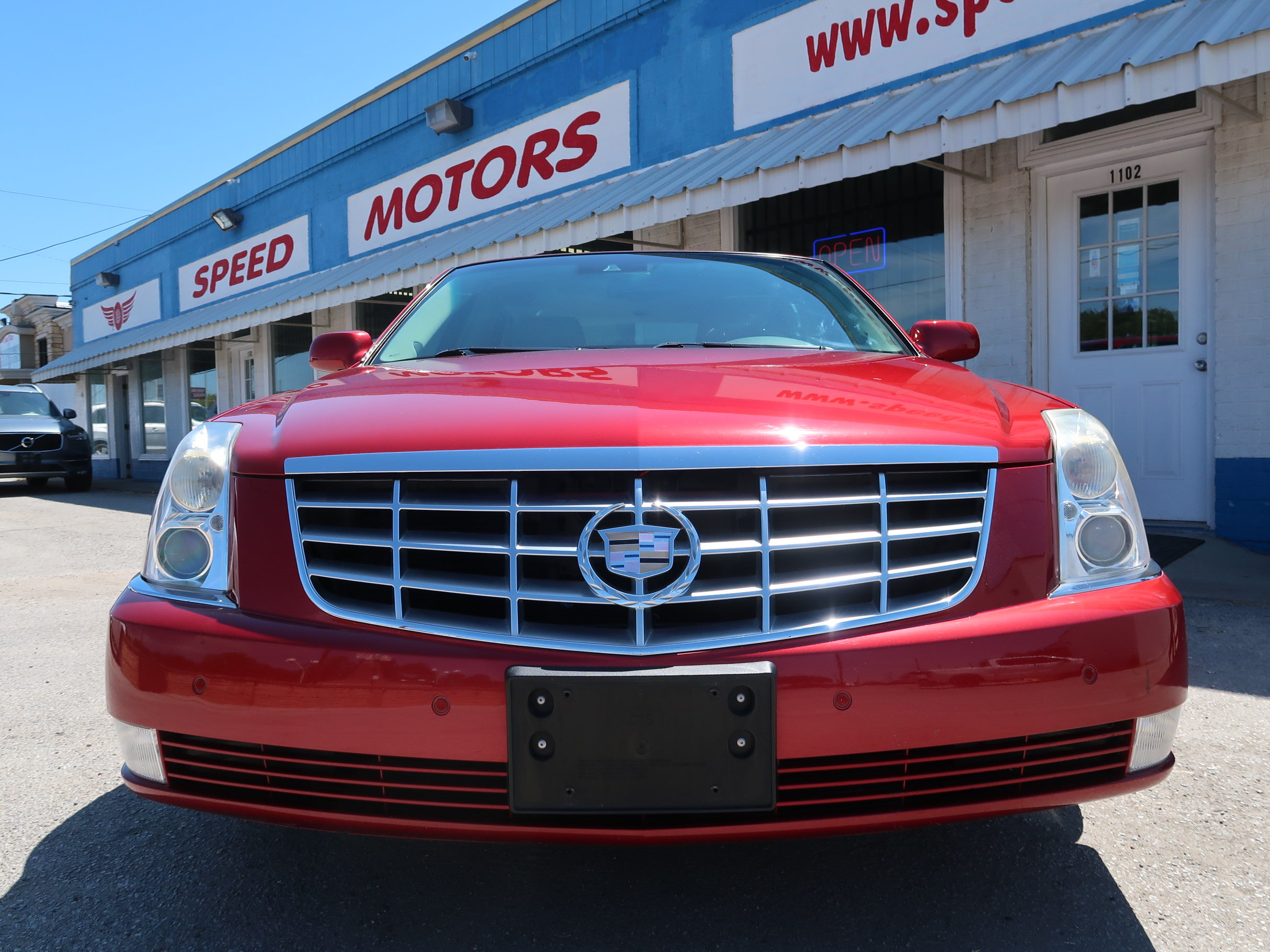 Used 2009 Cadillac DTS FWD image 9