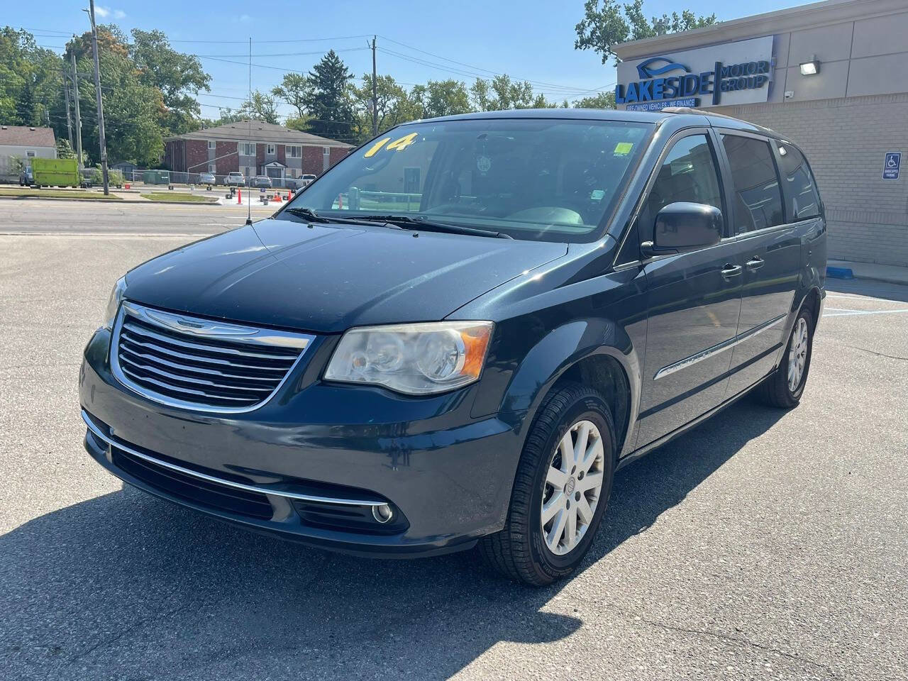 Used 2014 Chrysler Town & Country Touring