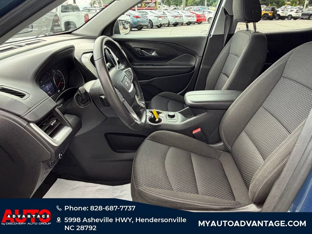 Used 2024 GMC Terrain SLE AWD/4WD image 24
