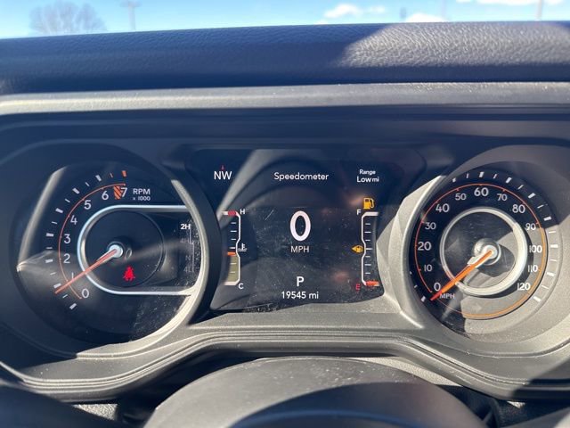 Used 2024 Jeep Gladiator Sport image 11