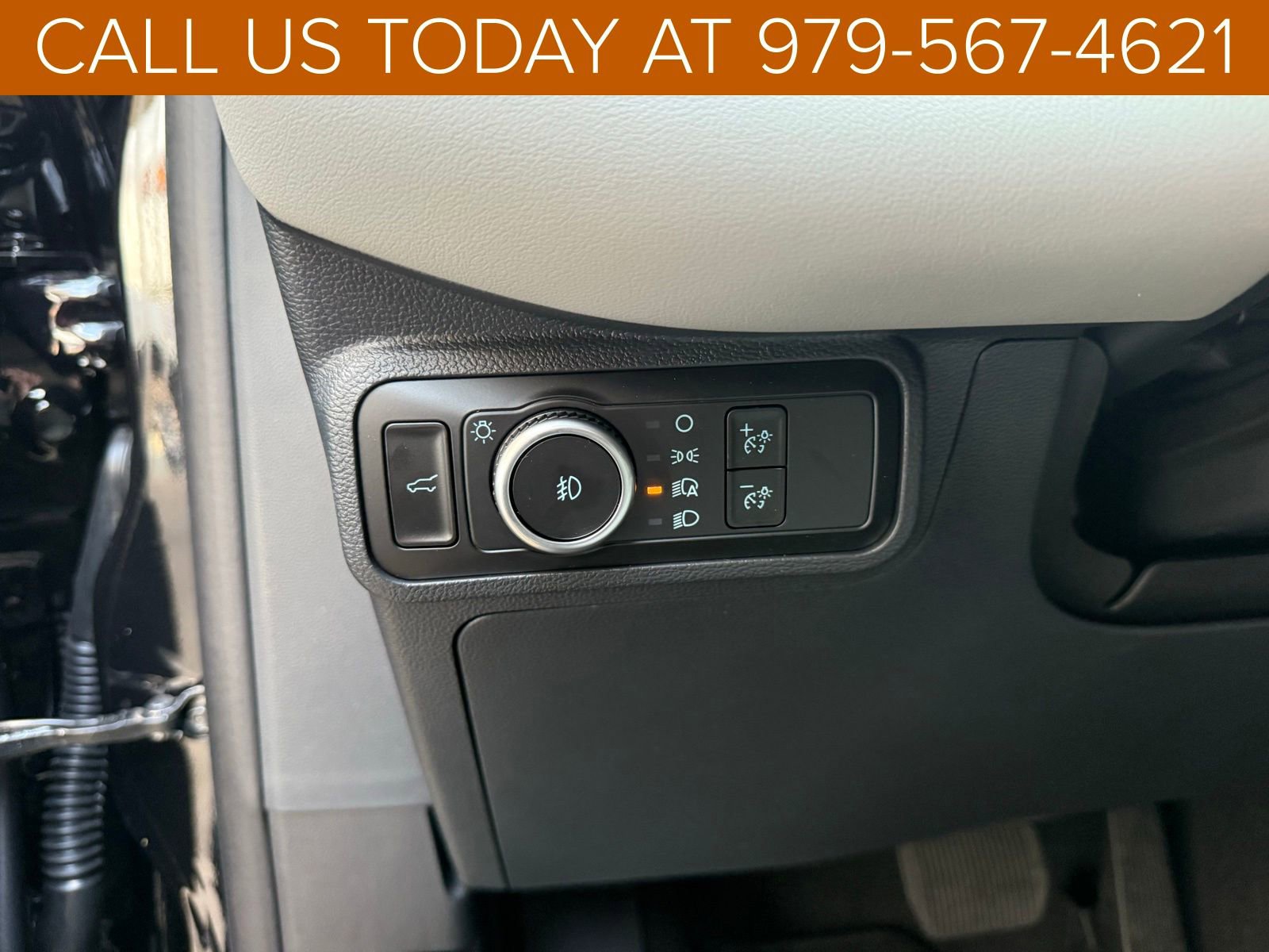 New 2026 Ford Explorer Active image 11