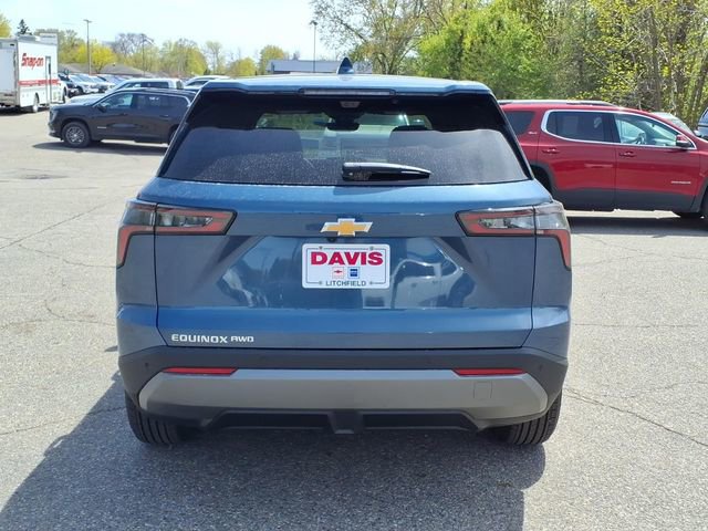 New 2026 Chevrolet Equinox LT AWD/4WD image 4