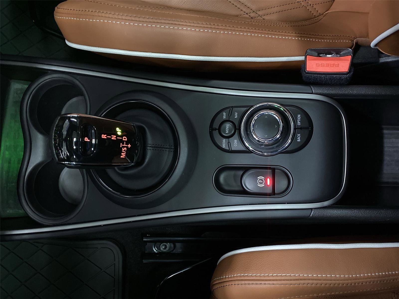 Used 2023 MINI Cooper Countryman S w/ Signature Upholstery Package image 27