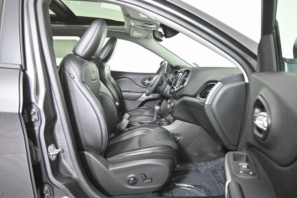 Used 2022 Jeep Cherokee Limited image 13