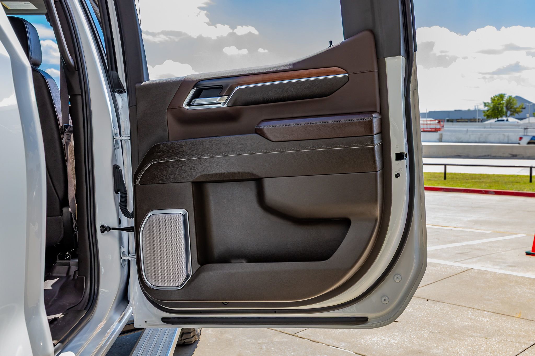 Used 2025 GMC Sierra 1500 Denali w/ Denali Reserve Package image 39