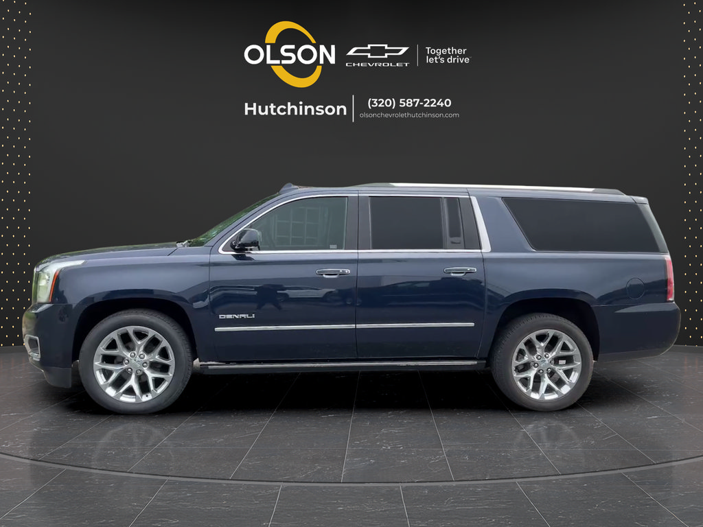 Certified 2020 GMC Yukon XL Denali w/ Denali Premium Package AWD/4WD image 2