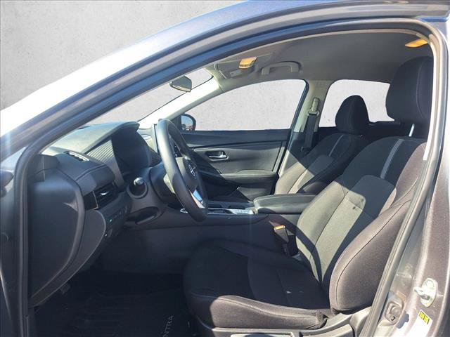 Used 2024 Nissan Sentra SV FWD image 10