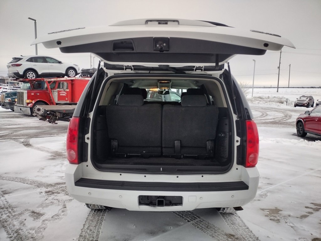 Used 2014 GMC Yukon SLE image 16