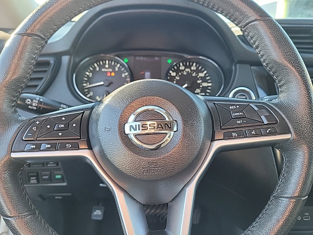 Used 2020 Nissan Rogue SV AWD/4WD image 10