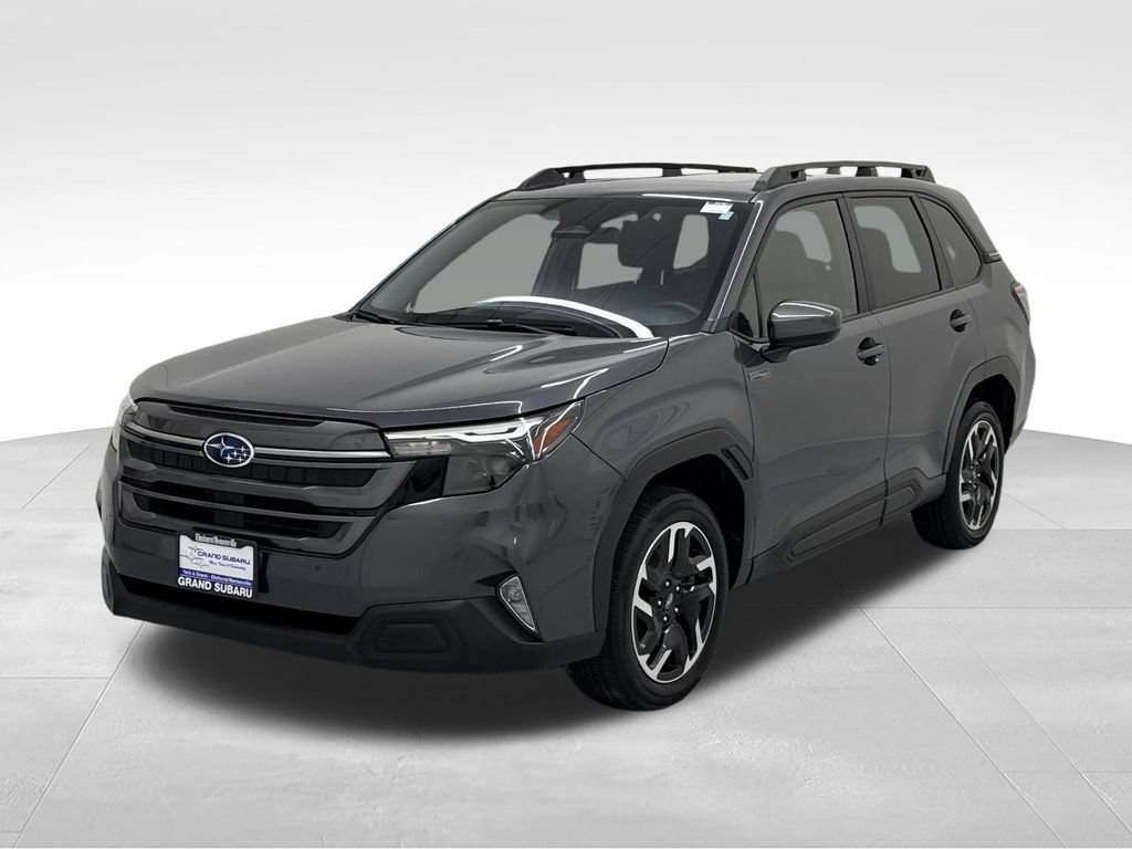 Used 2025 Subaru Forester Premium AWD/4WD image 3