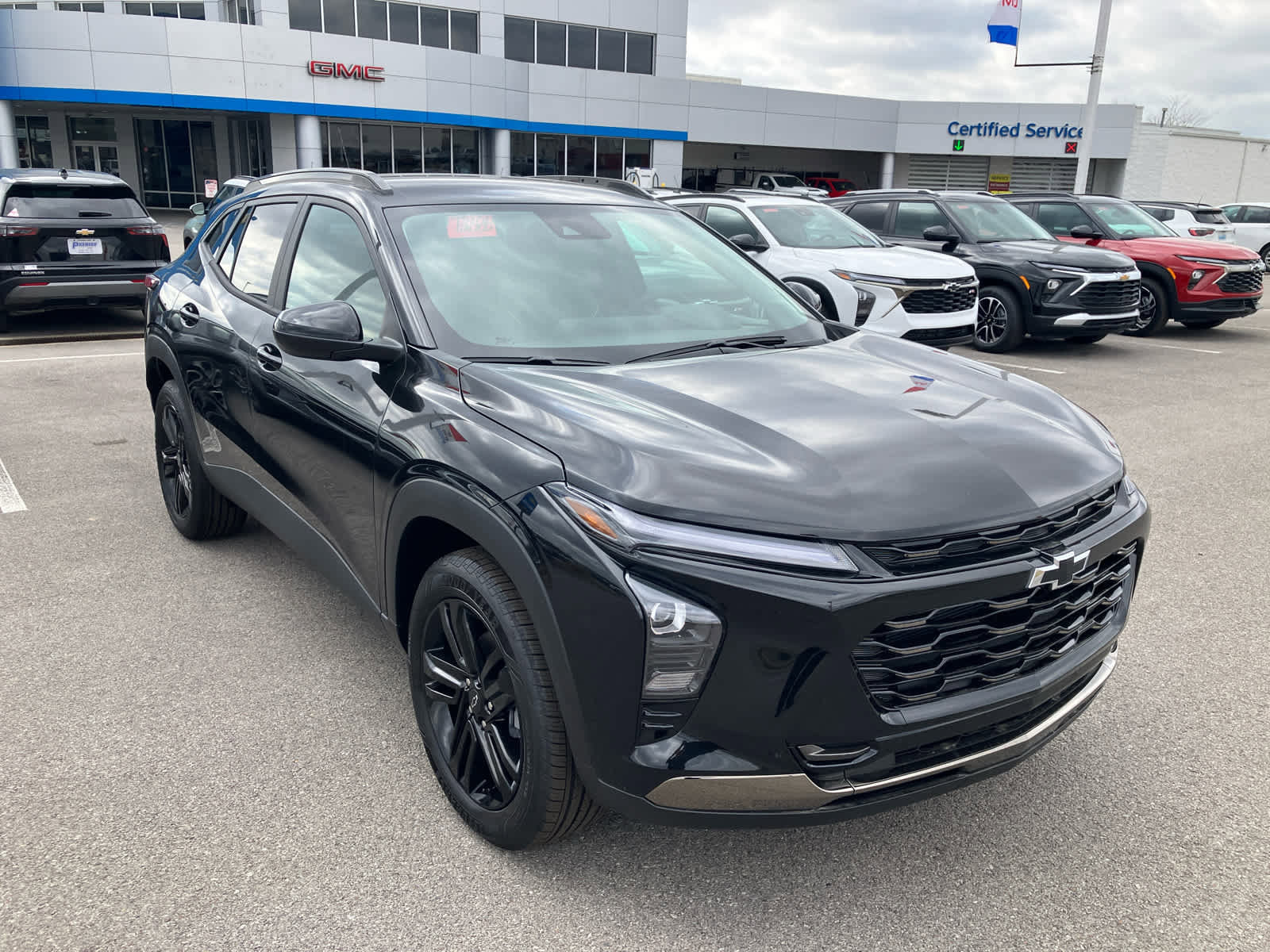 New 2026 Chevrolet Trax ACTIV w/ Driver Confidence Package image 1