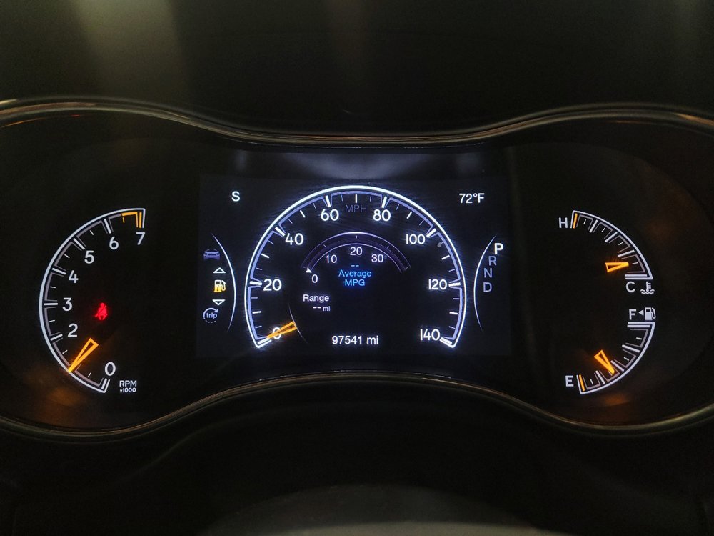 Used 2019 Jeep Grand Cherokee Altitude RWD image 23