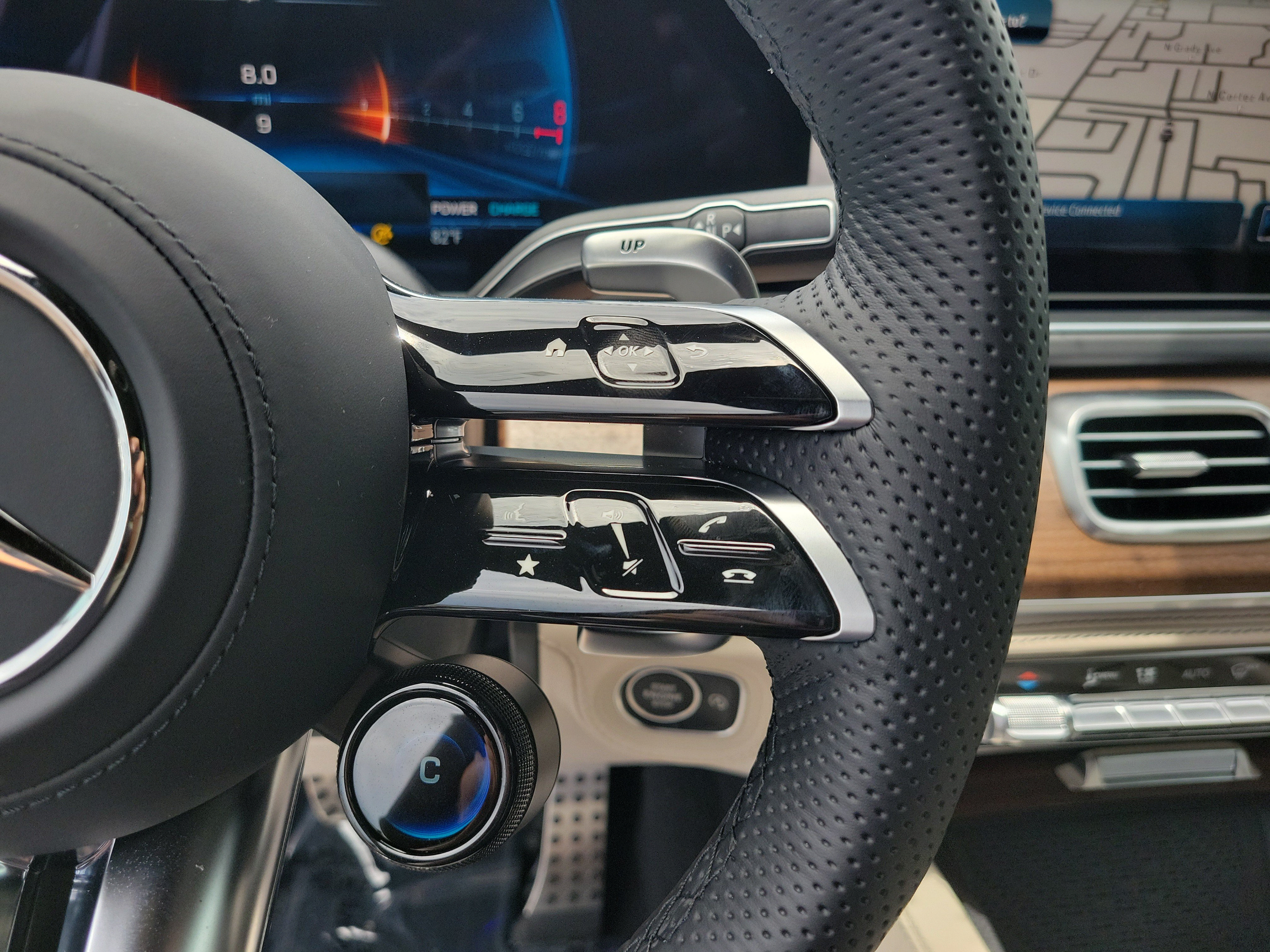 New 2026 Mercedes-Benz GLS 63 AMG 4MATIC image 24