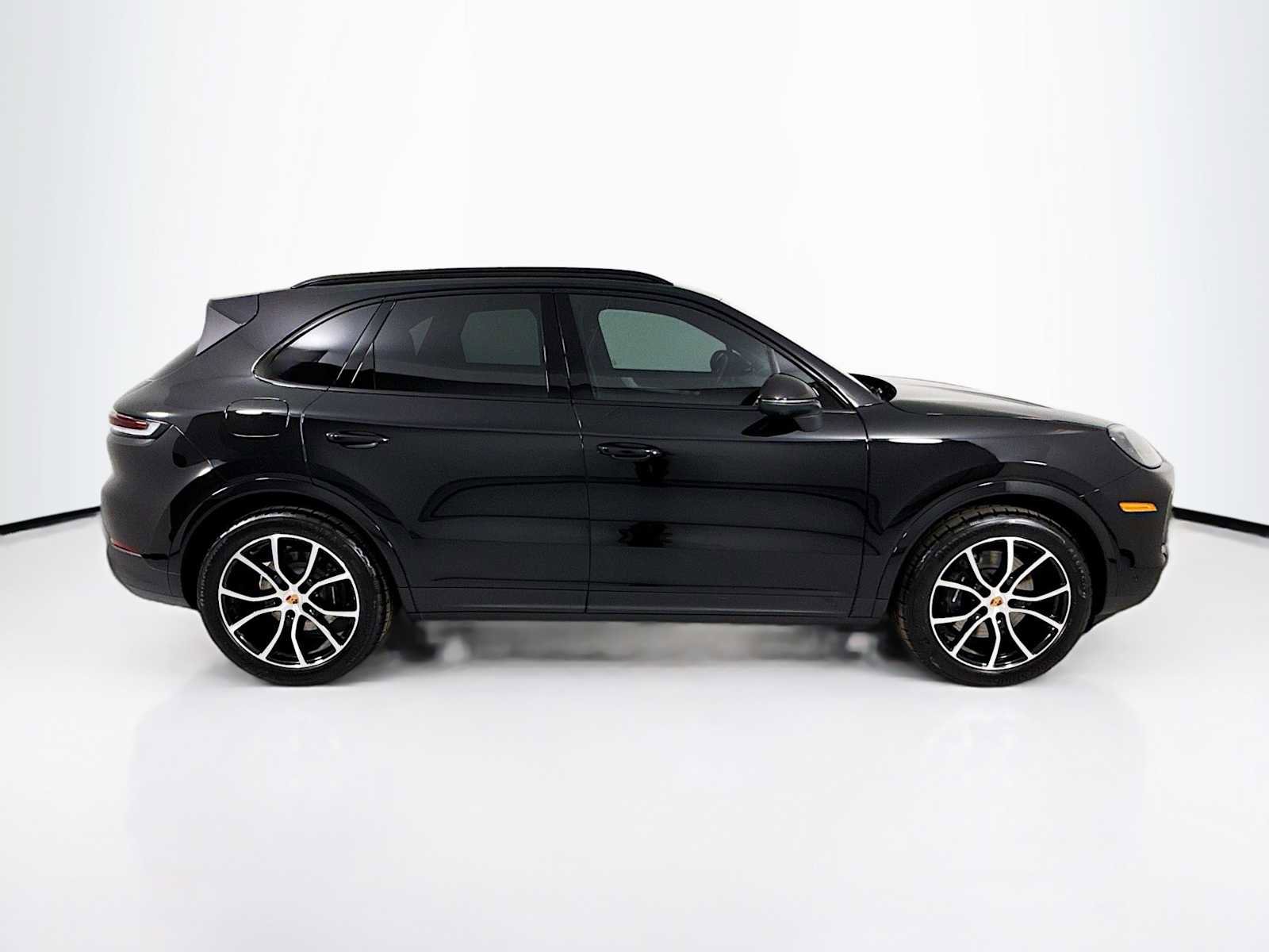 New 2026 Porsche Cayenne image 8