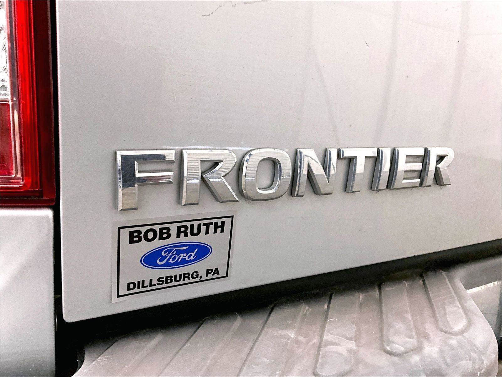 Used 2015 Nissan Frontier SV image 14