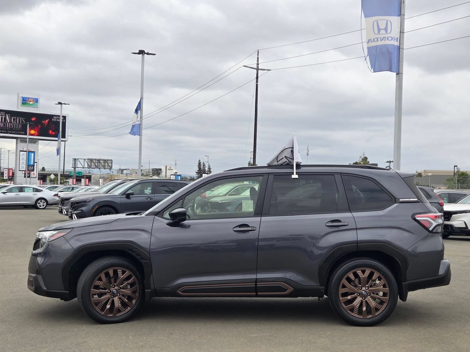 Used 2025 Subaru Forester Sport w/ Popular Package #1 AWD/4WD image 4