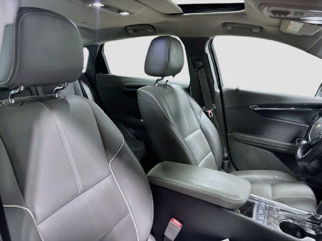 Used 2015 Chevrolet Impala LTZ FWD image 18
