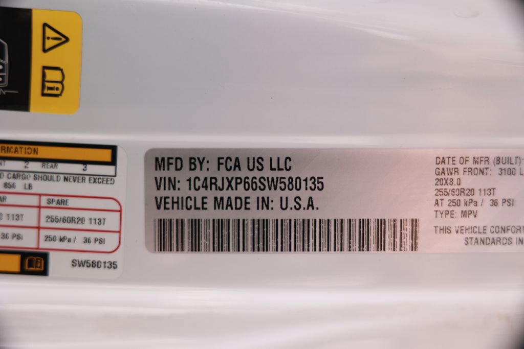 Used 2025 Jeep Wrangler Unlimited Sahara w/ Safety Group image 39