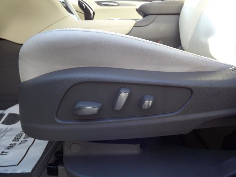 Used 2021 Cadillac XT5 Premium Luxury w/ LPO, Floor Liner Package image 11