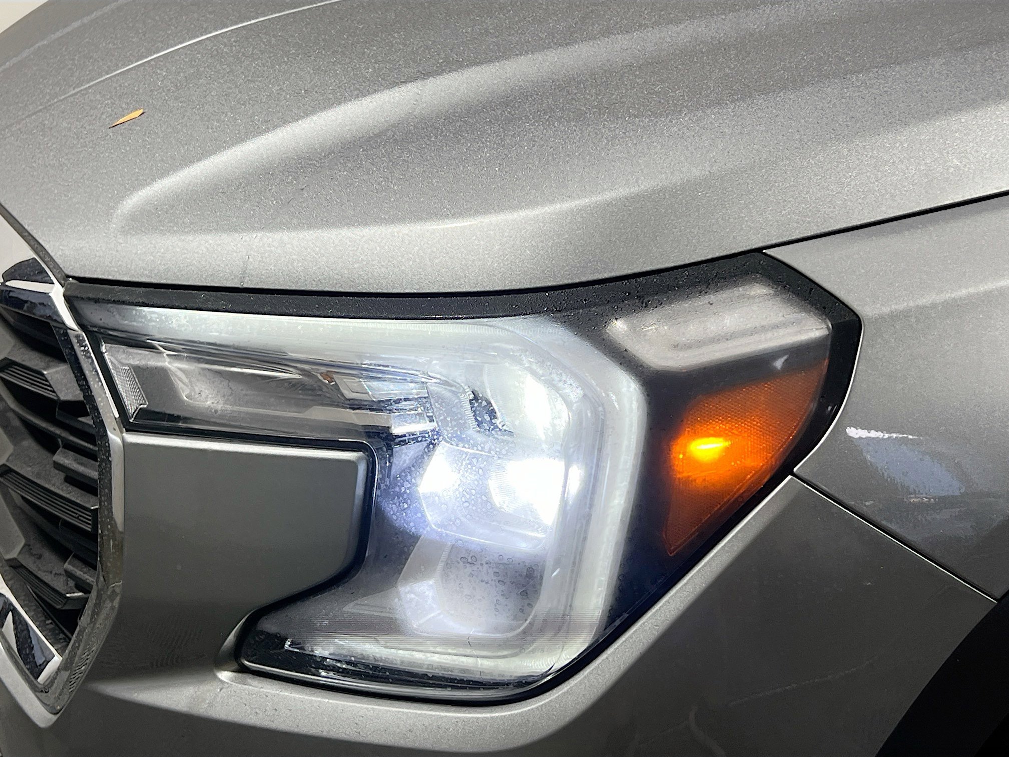 Used 2024 GMC Terrain SLE FWD image 11