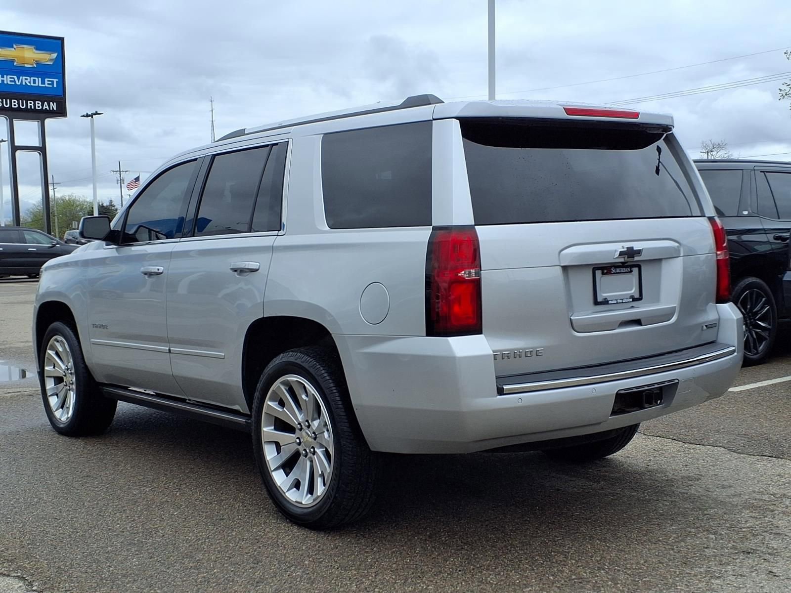 Used 2017 Chevrolet Tahoe Premier AWD/4WD image 7