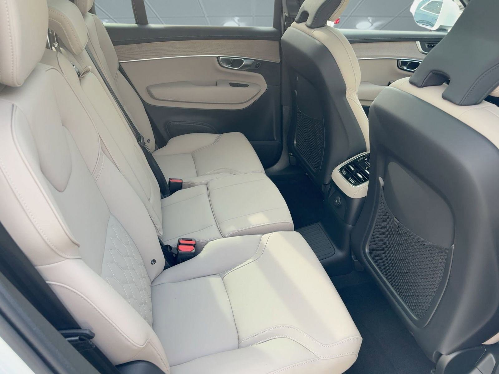 New 2026 Volvo XC90 T8 Plus image 29