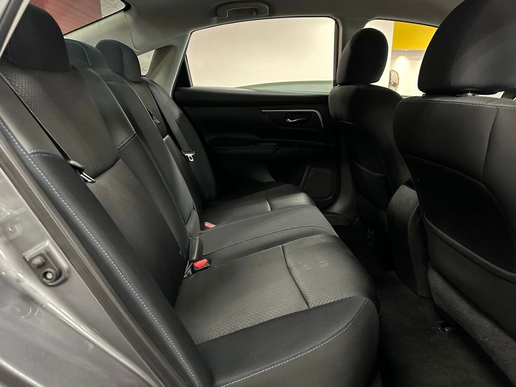 Used 2016 Nissan Altima 2.5 SR image 26