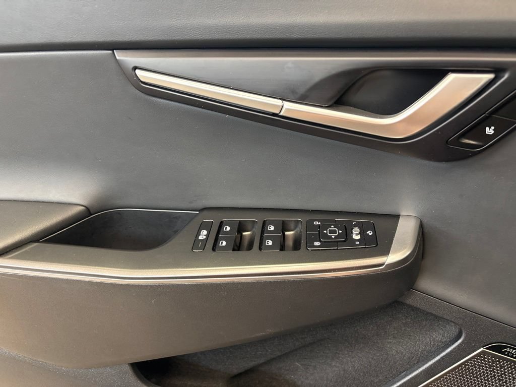 Certified 2024 Kia EV6 Wind AWD/4WD image 23