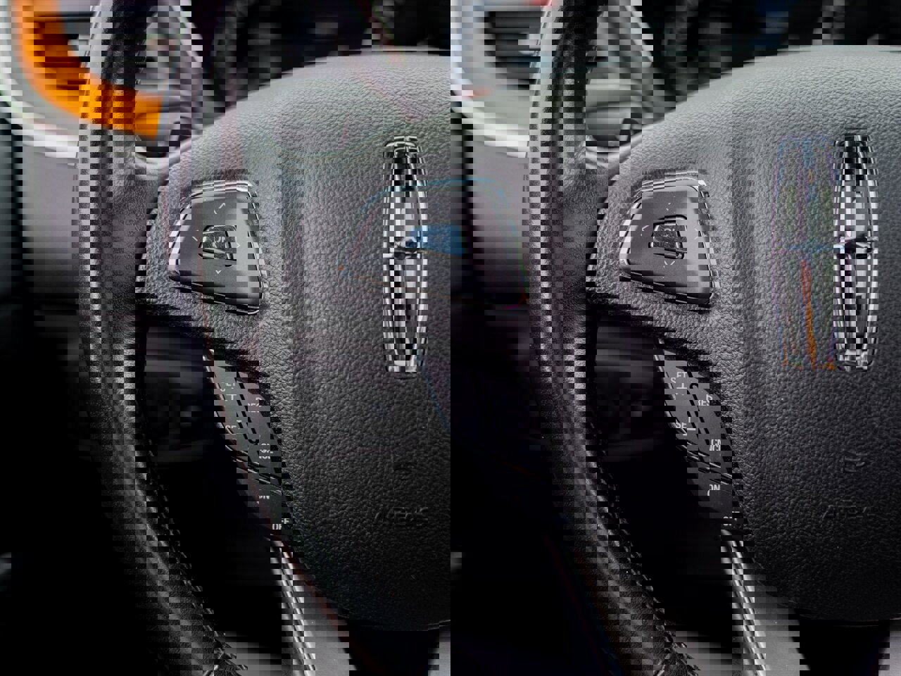 Used 2019 Lincoln MKC Reserve w/ MKC Climate Package image 27