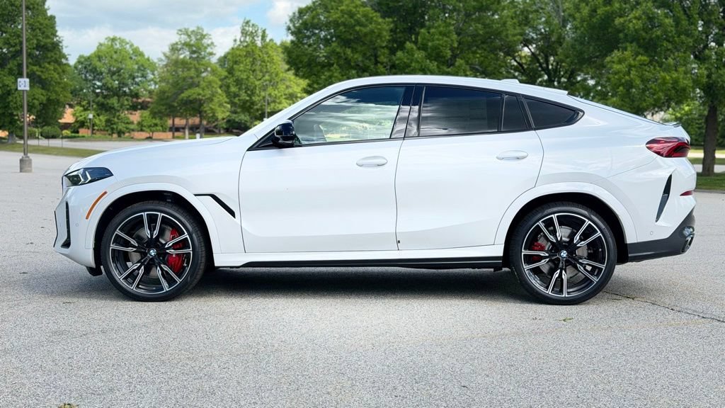 New 2027 BMW X6 M60i AWD/4WD image 3