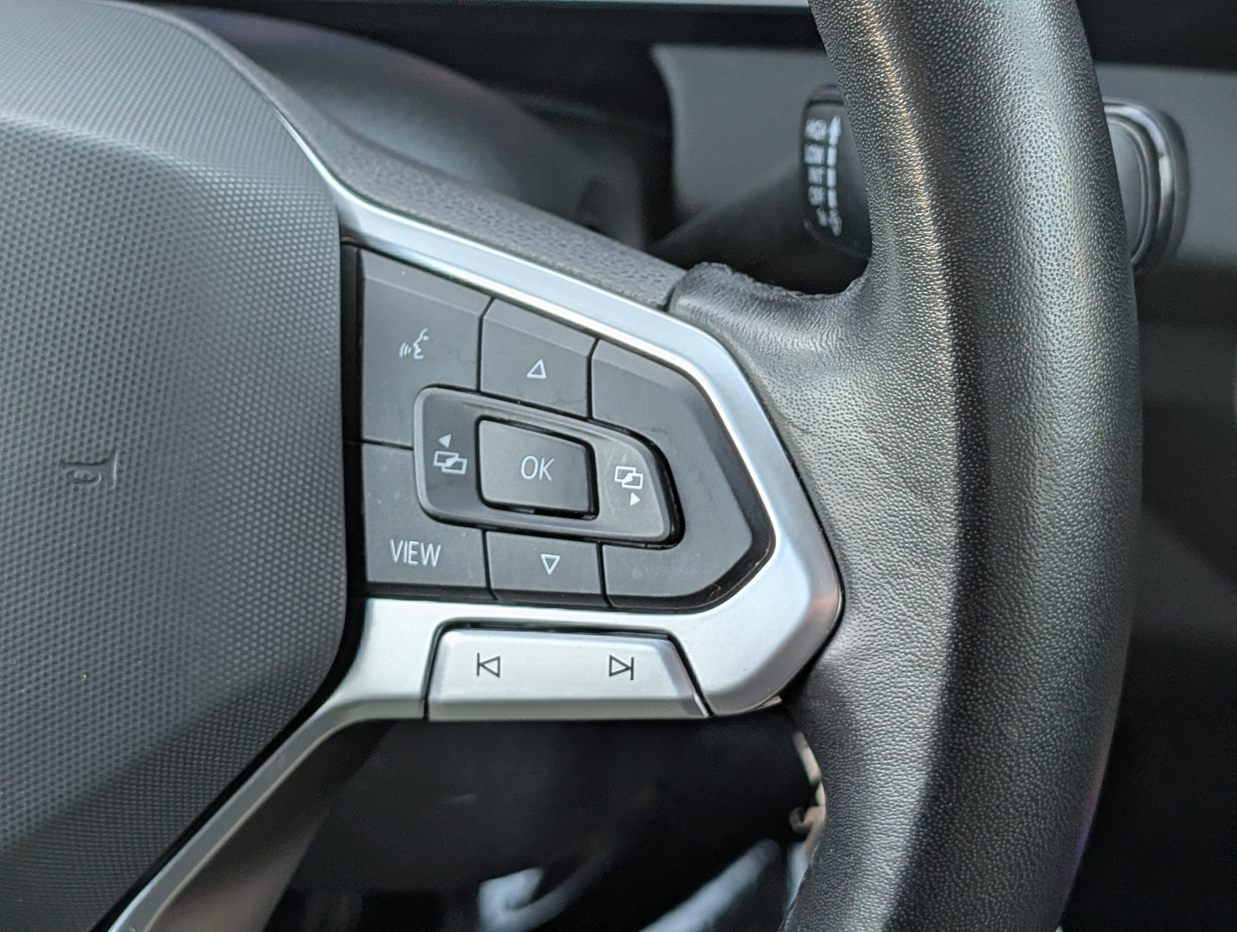 Used 2025 Volkswagen Jetta S FWD image 20