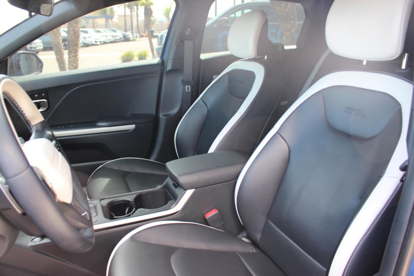 Certified 2025 Kia K4 GT-Line w/ GT-Line Premium Package image 16