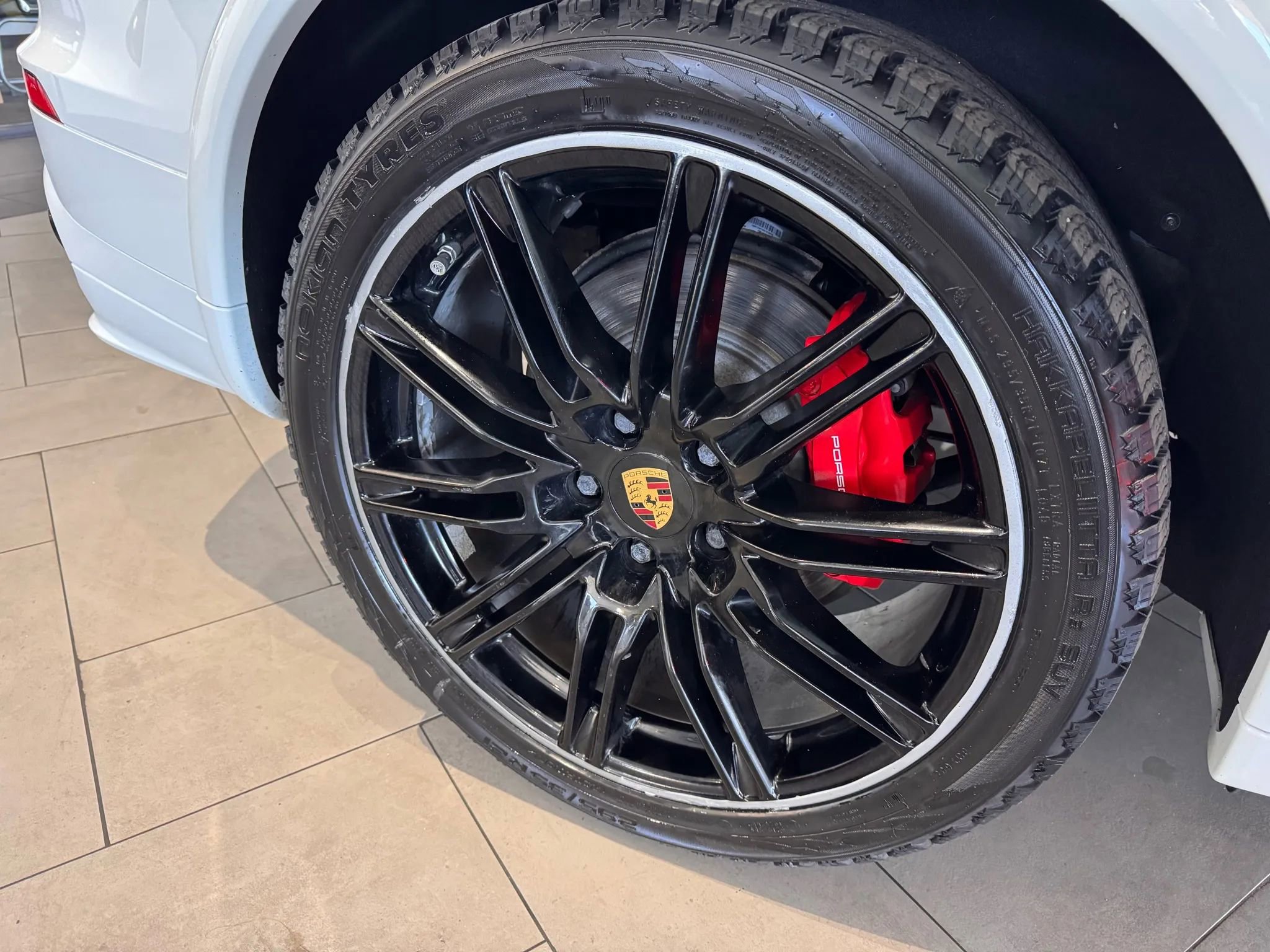 Used 2016 Porsche Cayenne GTS image 42