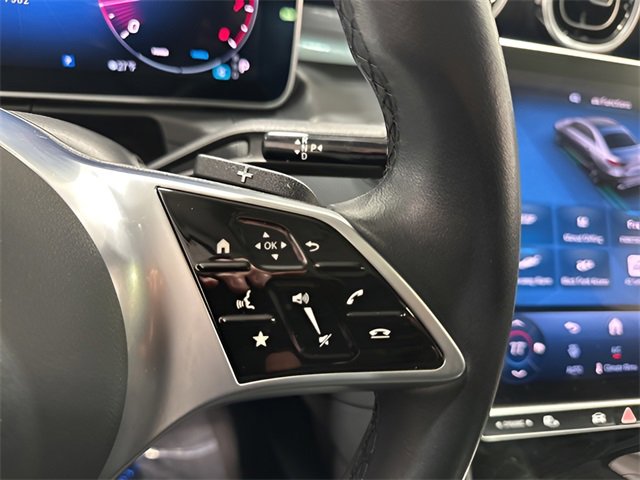 Used 2025 Mercedes-Benz C 300 4MATIC Sedan image 19