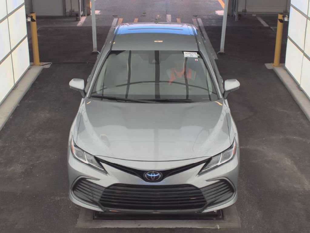 Used 2023 Toyota Camry LE FWD image 3