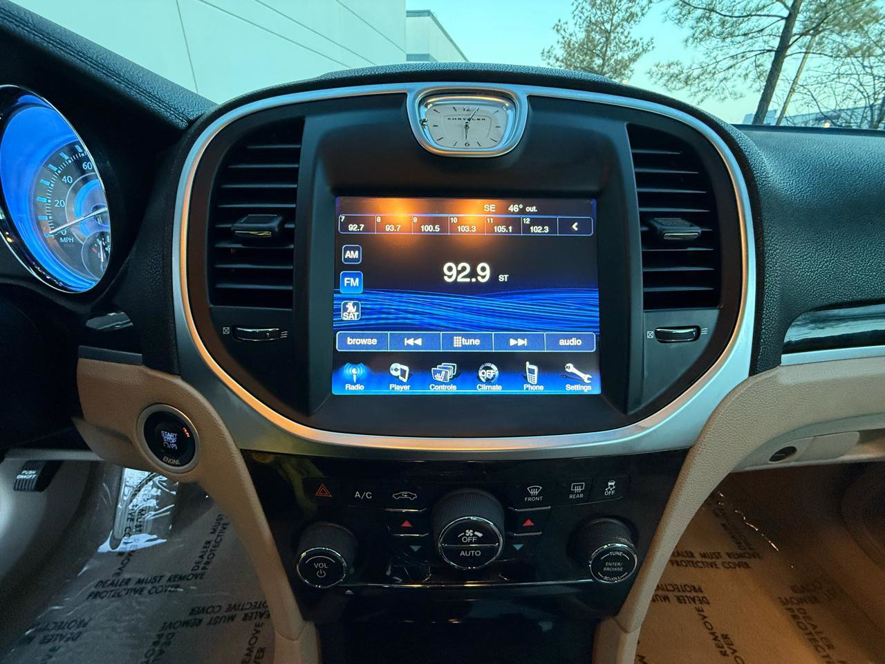 Used 2014 Chrysler 300 image 26