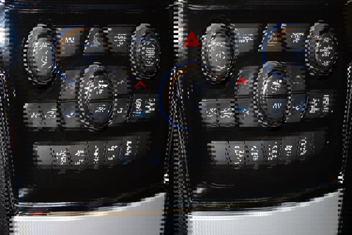 Used 2021 Jeep Grand Cherokee SRT w/ Trailer Tow Group IV image 38