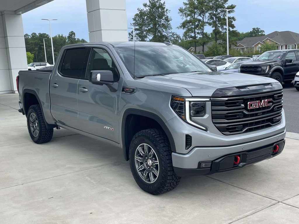 Used 2025 GMC Sierra 1500 AT4 AWD/4WD image 4