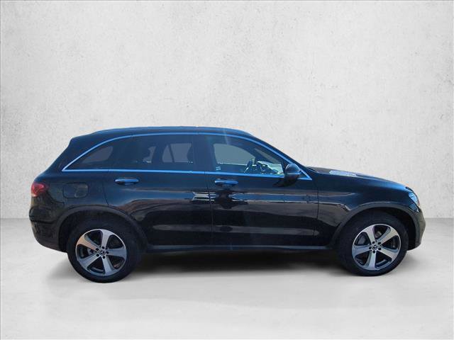 Used 2022 Mercedes-Benz GLC 300 4MATIC image 4