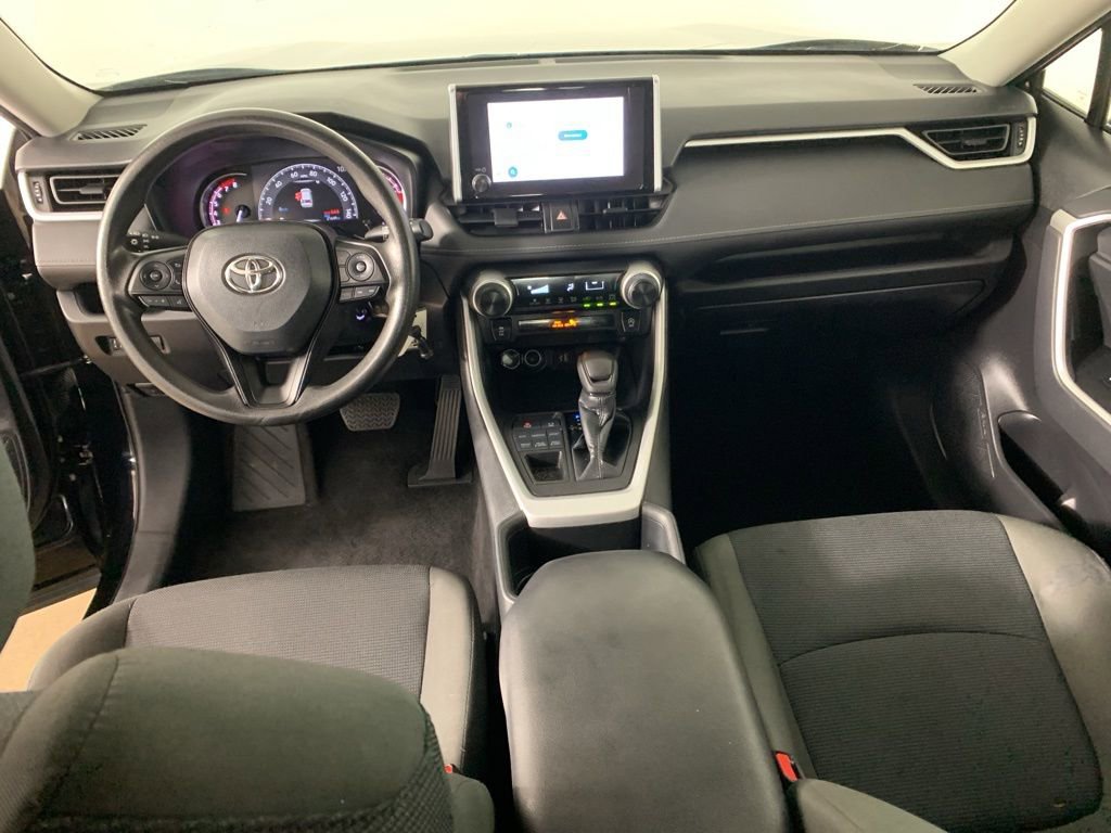 Used 2023 Toyota RAV4 LE image 33