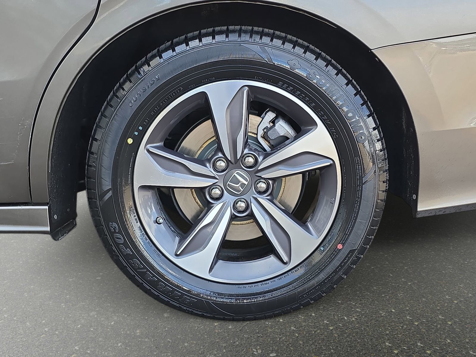 Used 2018 Honda Odyssey Touring image 34