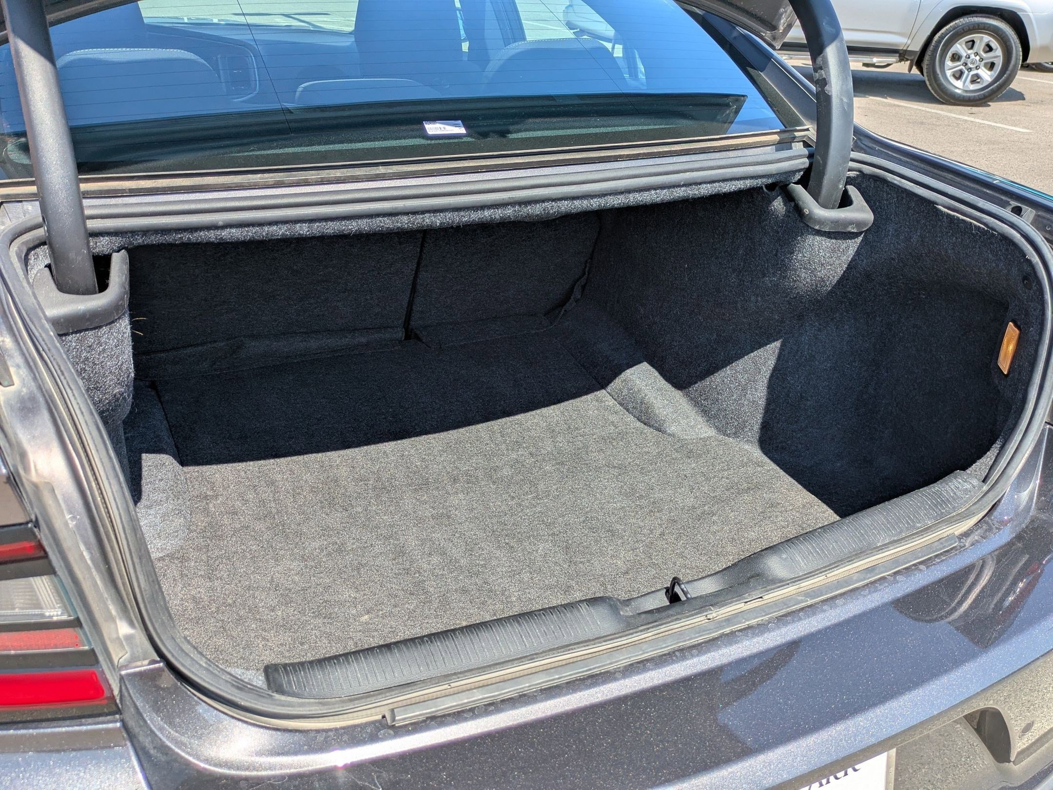 Used 2022 Dodge Charger R/T w/ Blacktop Package image 23