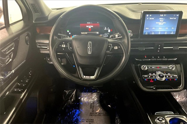 Used 2021 Lincoln Corsair Reserve w/ Equipment Group 201A image 8