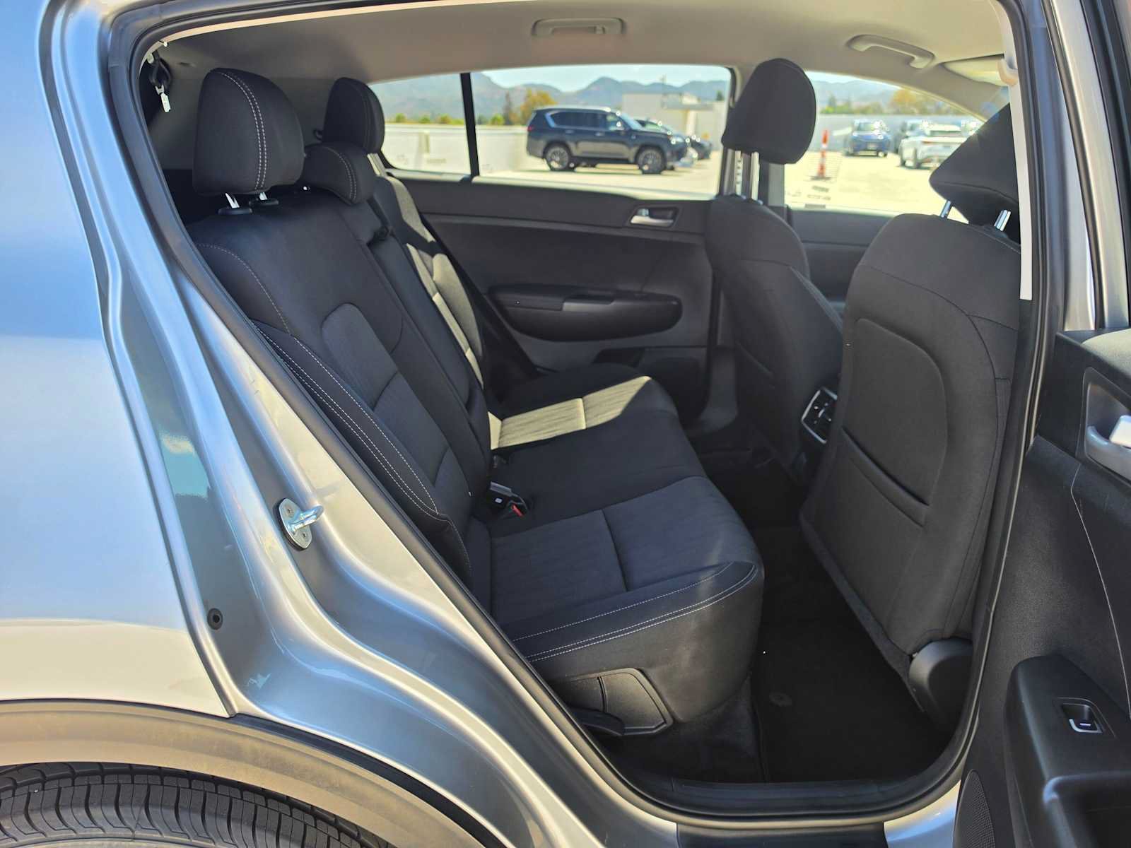 Used 2022 Kia Sportage LX AWD/4WD image 12