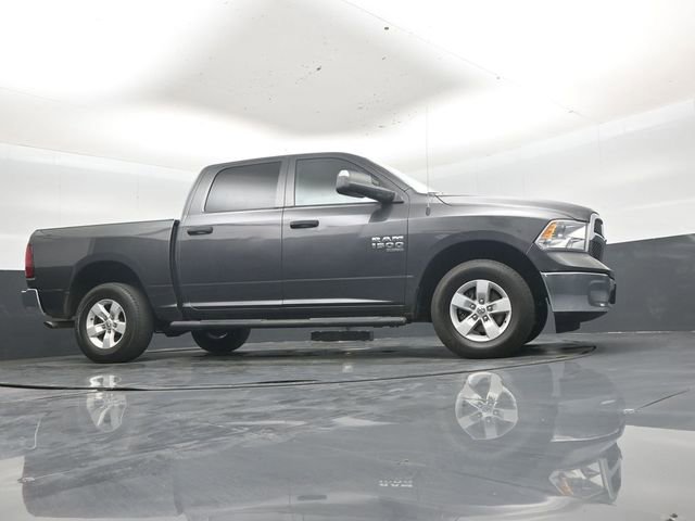 Used 2022 RAM 1500 Classic SLT w/ Electronics Group AWD/4WD image 37