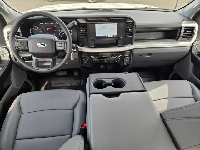 New 2026 Ford F250 XL w/ XL Chrome Package AWD/4WD image 13