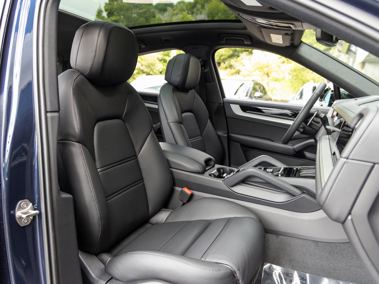 New 2026 Porsche Cayenne Coupe image 56