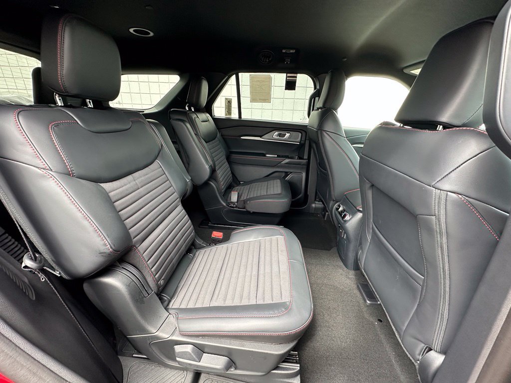New 2027 Ford Explorer ST-Line AWD/4WD image 24