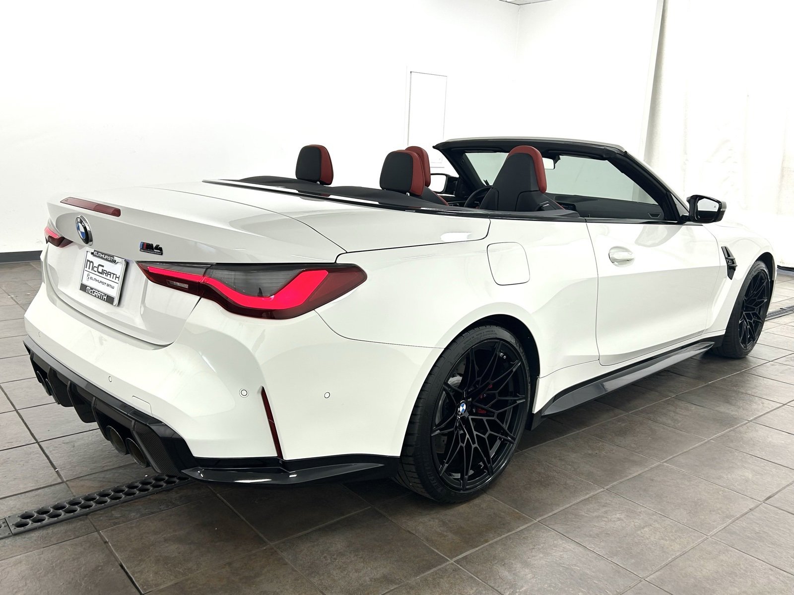 Used 2022 BMW M4 xDrive Competition w/ M Carbon Exterior Package image 8